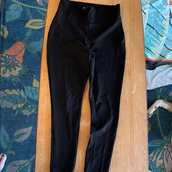 Kendall and Kylie Black High-Waisted Leggings Size M - Picture 1 of 4